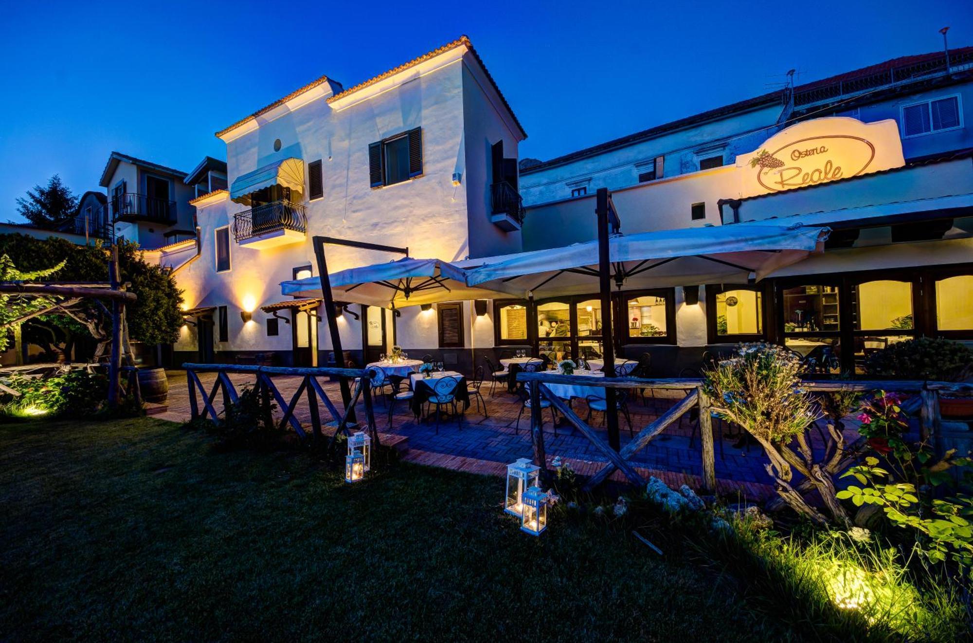 B&B Reale Tramonti Exterior photo