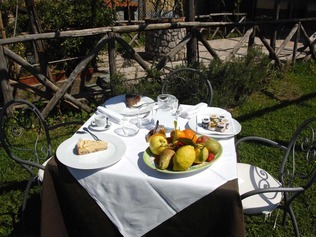 B&B Reale Tramonti Exterior photo